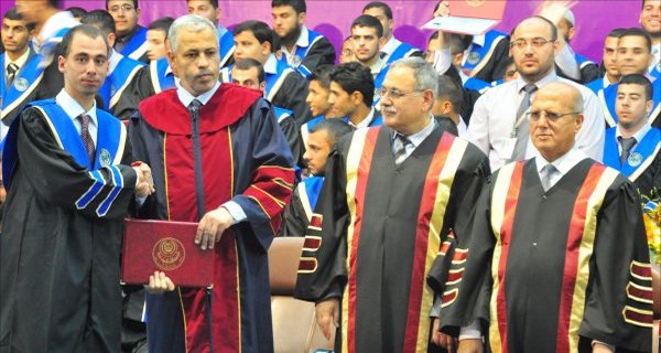 تخرج الطالب محمد عوني وصفي الأغا- كلية التربية قسم الدراسات الإسلامية