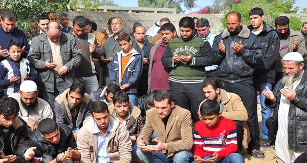 السيد عزام فايز عاشور لطفي وادي في ذمة الله