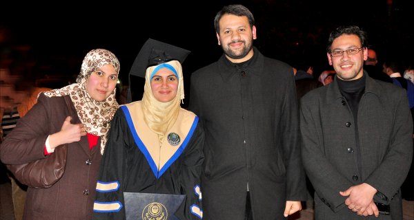 تخرج الطالبة هدى منير حمدي الأغا في الجامعة الإسلامية بغزة