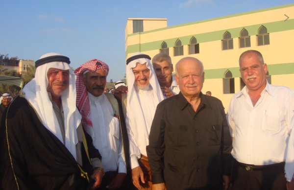 صلح عشائرى بين عائلة الأغا وعائلة القرعان