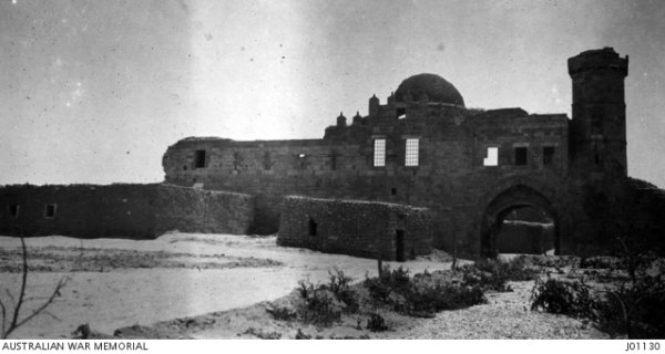 صور قلعة خان يونس  في الماضي