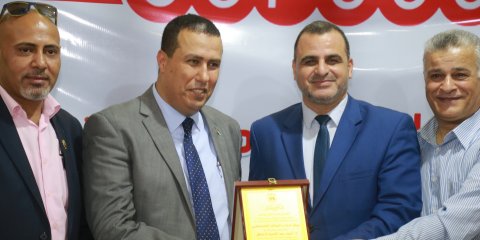 مركز الزمالك  بالتعاون مع البلدية ينظم إفطار رمضاني خاص بعمال النظافة