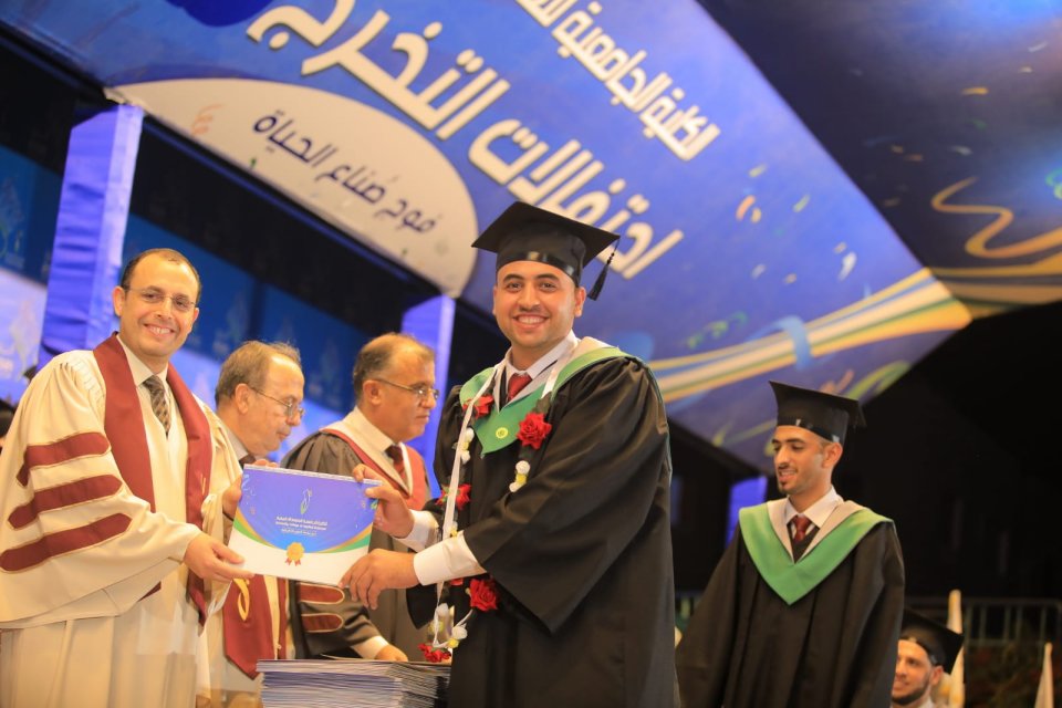 منح أ. يوسف جمال عبدالرحيم محمد مصطفى الشوربجي درجة البكالوريوس