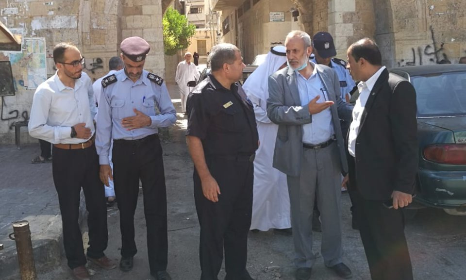 زيارة مدير العلاقات العامه في شرطة خان يونس إلى ديوان العائله