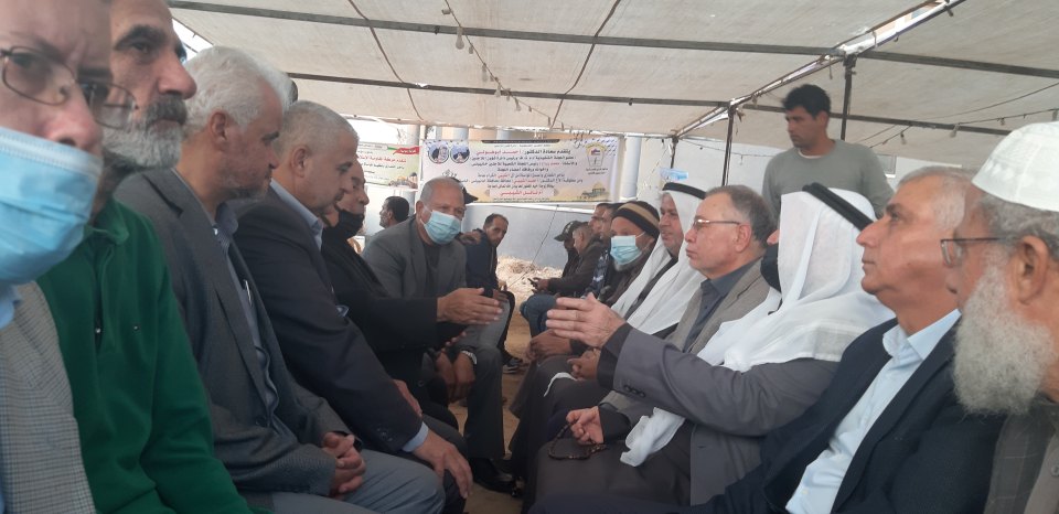 عائلة الأغا تقدم واجب العزاء لعائلة الشيبي الكرام